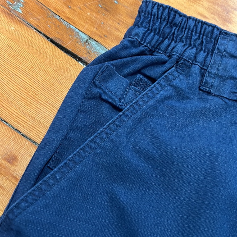 Navy Rustic Ridge Men’s Cargo Shorts size 38
